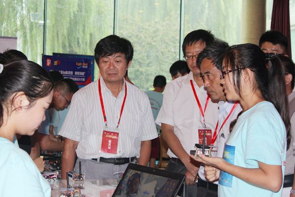 忻州师范学院参加第六届全国大学生物联网创新应用设计大赛