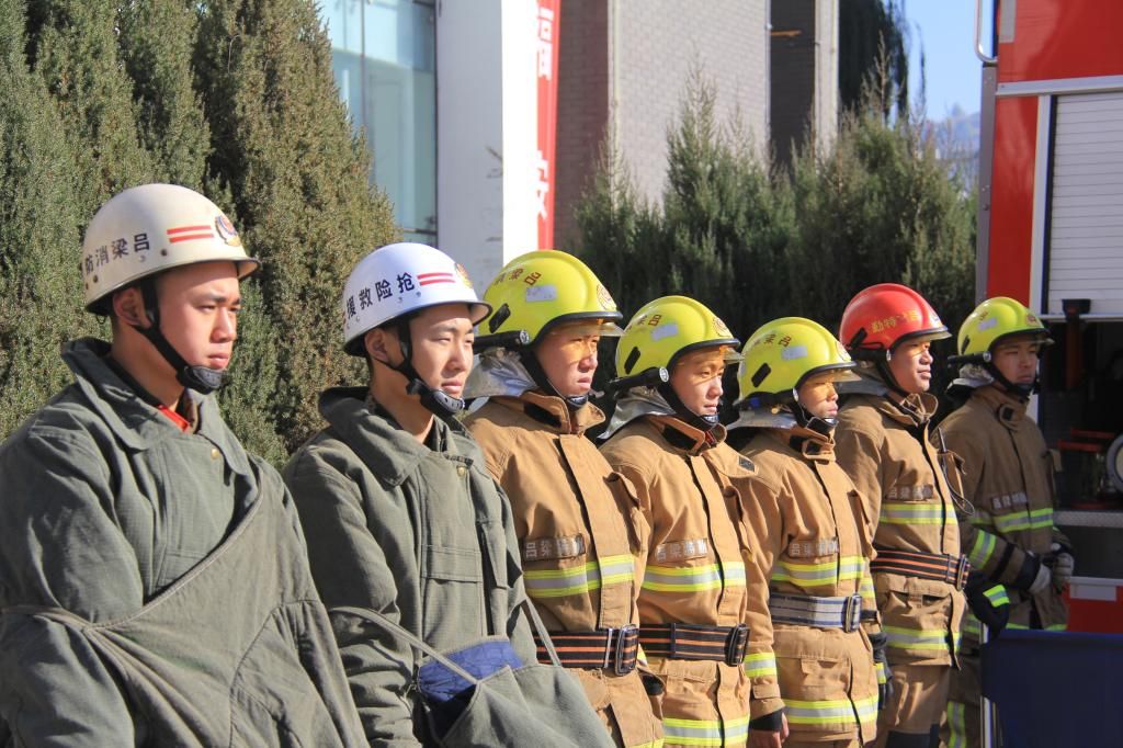 吕梁市 “119”消防安全宣传月启动仪式在我校举行